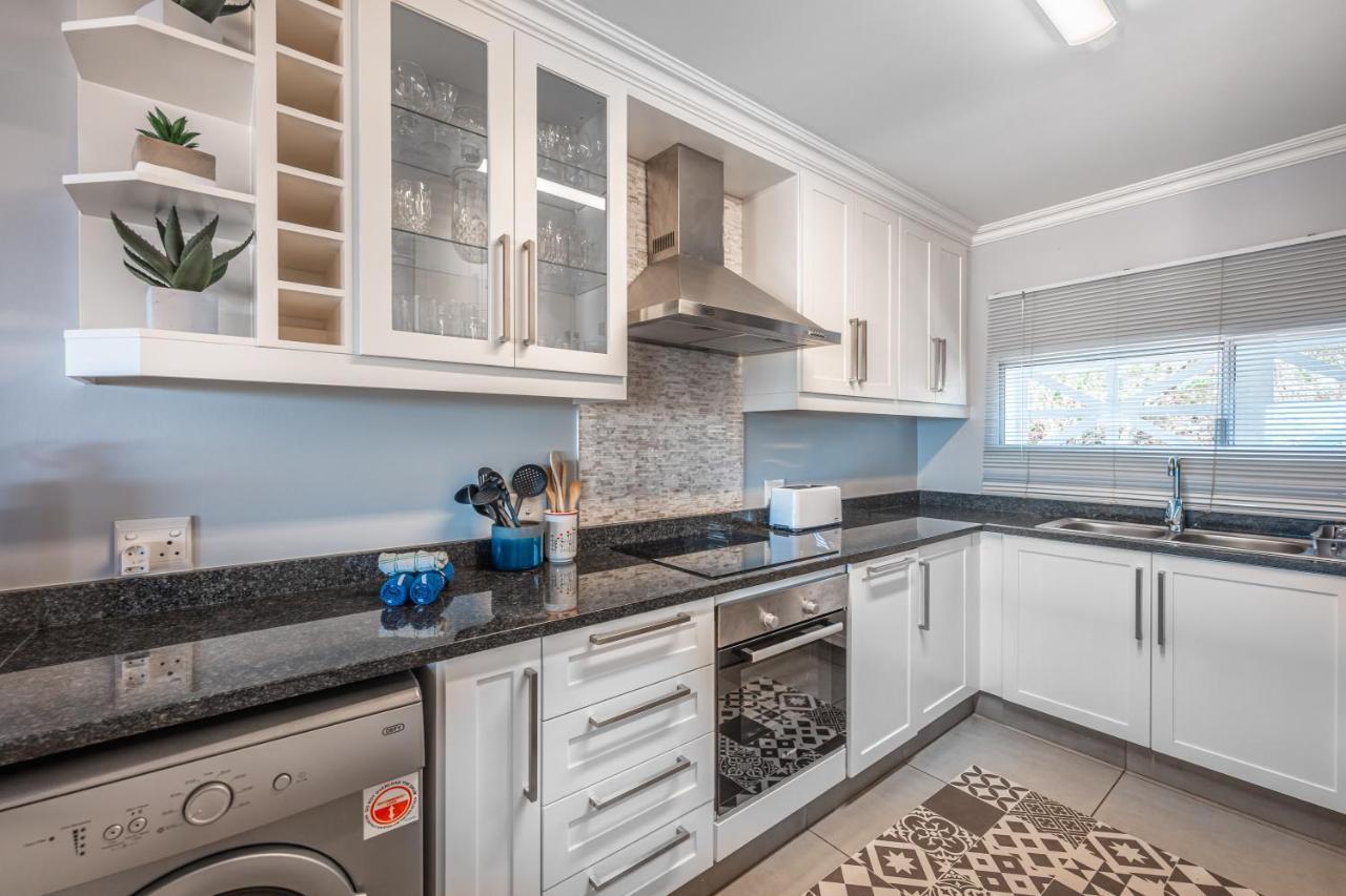 S3nsational Paros-luxury Steps Away From The * Ballito
